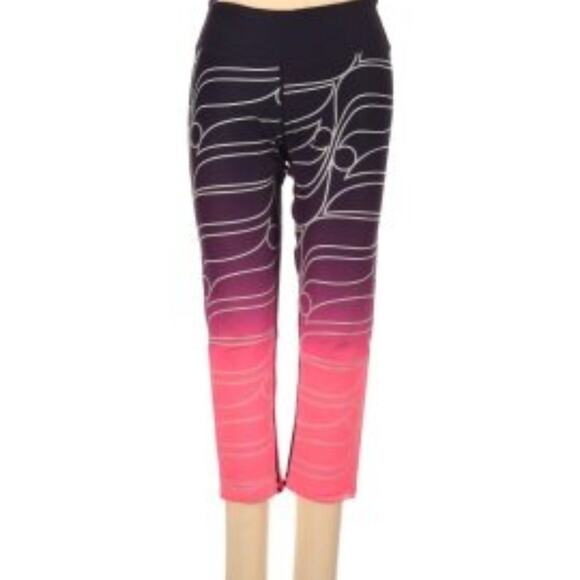 fabletics printed hi waist cropped leggings sz S - Picture 1 of 6